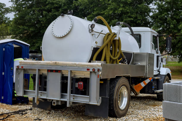 Portable Toilet Options We Offer in Mojave, CA